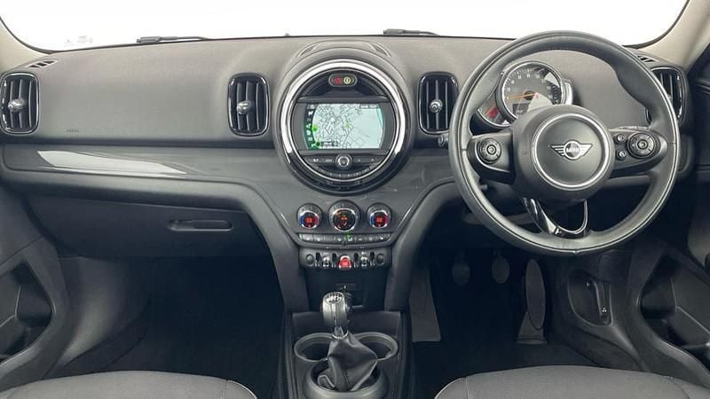 Used Mini Cooper Countryman Classic 134 HP (98 kW) 2019 White SUV