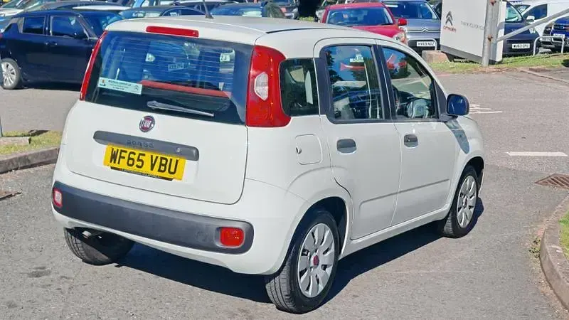 Used Fiat Panda Pop 69 HP (50 kW) 2015 White Hatchback