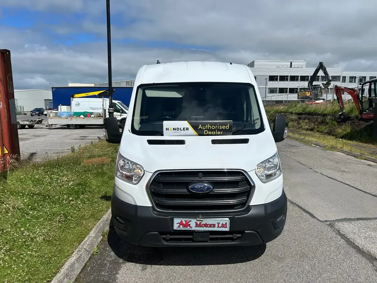 Used Ford Transit Trend 130 HP (95 kW) 2022 White Van