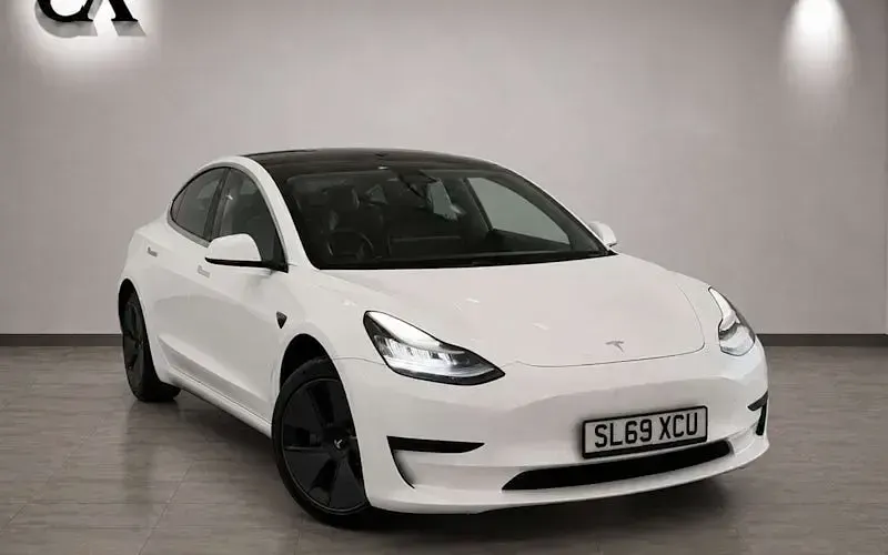 Used Tesla Model 3 Standard Range 180 kW (245 HP) 2021 Sedan