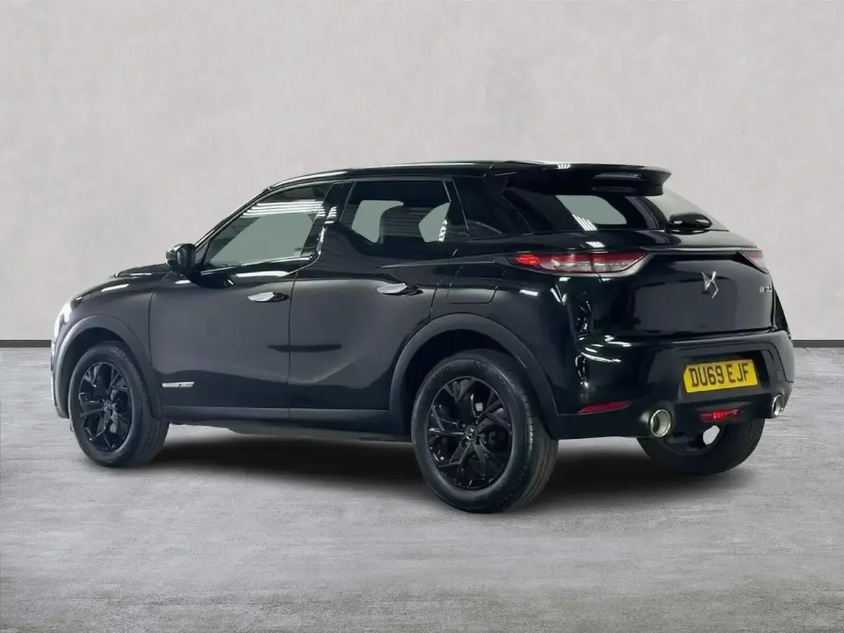 Used DS Automobiles DS3 Performance 155 HP (114 kW) 2019 Black MPV