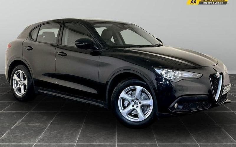 Used 2019 Alfa Romeo Stelvio Super SUV | £13,695 - Image 1/2
