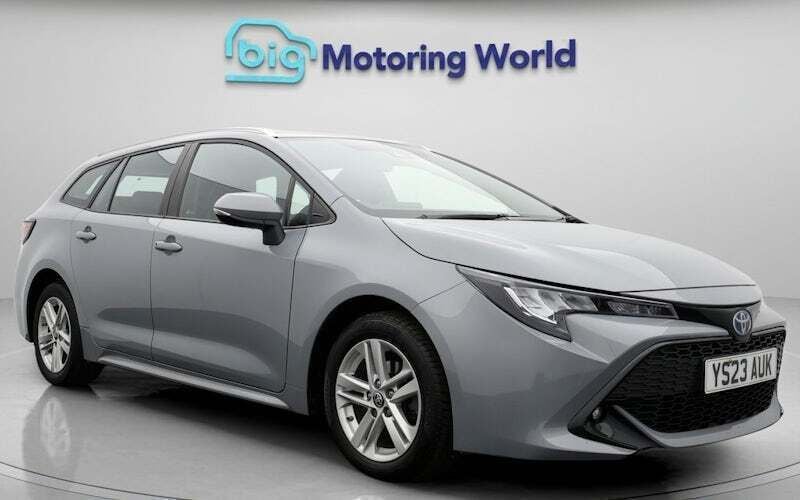 Used 2022 Toyota Corolla Estate | £20,900 (Fair price) - Image 1/4