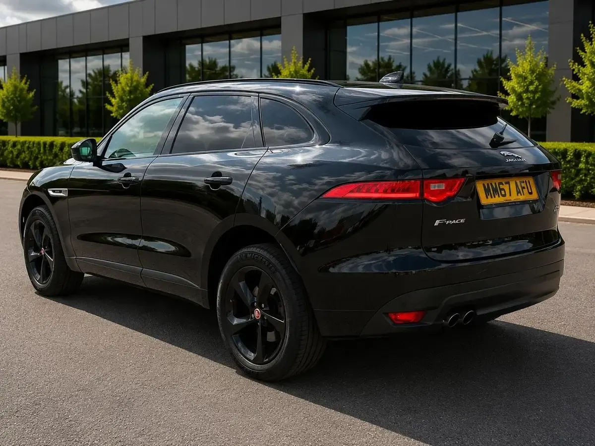 Used Jaguar F-Pace R-Sport 180 HP (132 kW) 2017 Black SUV