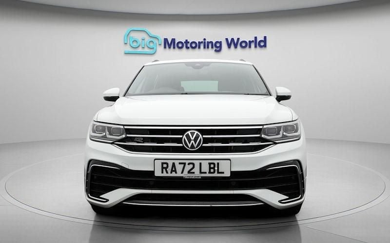Used VW Tiguan R-line 150 HP (110 kW) 2023 White SUV