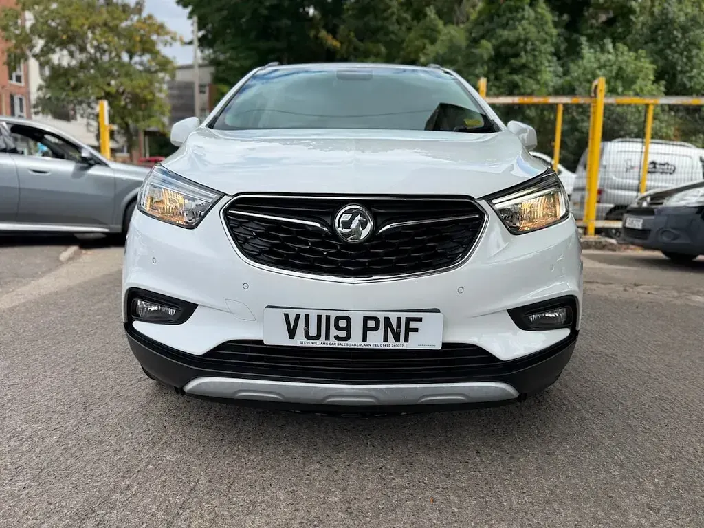Used Vauxhall Mokka X Active 136 HP (100 kW) 2019 White SUV
