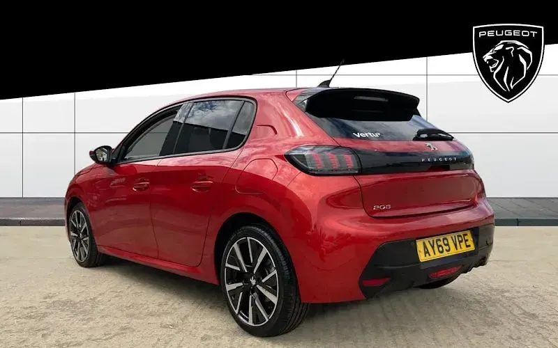 Used Peugeot 208 Allure 102 HP (75 kW) 2020 Red Hatchback