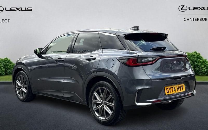 Used Lexus LBX 136 HP (100 kW) 2026 SUV