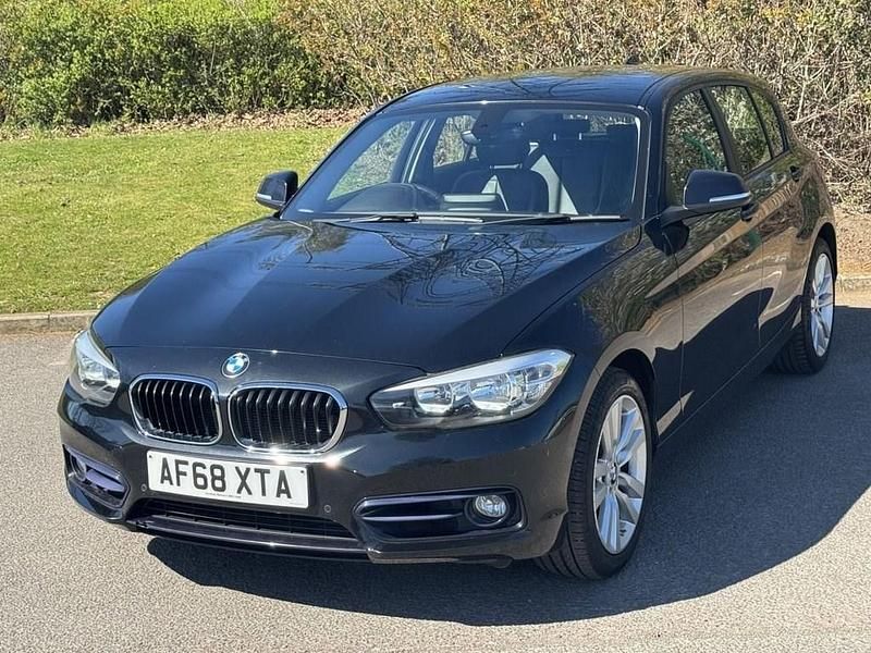 Used BMW 120 Sport Line 190 HP (139 kW) 2018 Black Hatchback