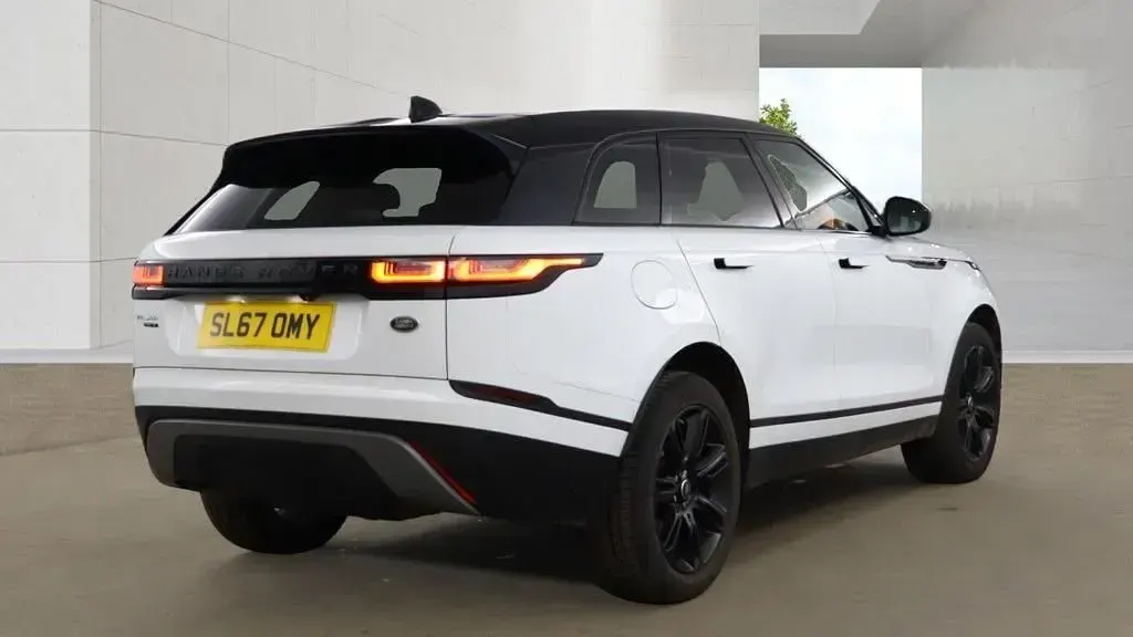 Used Land Rover Range Rover Velar S 177 HP (130 kW) 2017 White SUV
