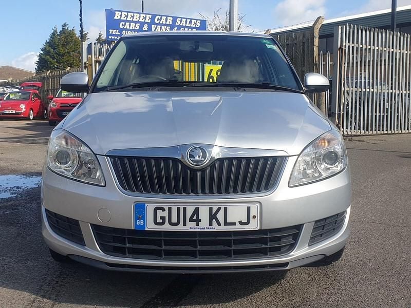 Used Skoda Fabia SE 69 HP (50 kW) 2014 Silver Hatchback