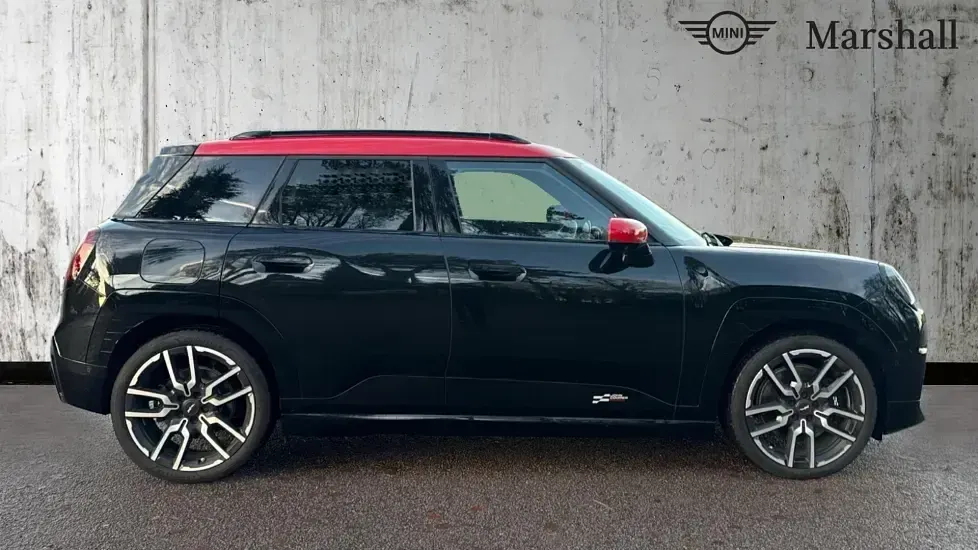 Used Mini Aceman 158 kW (215 HP) 2025 Black SUV