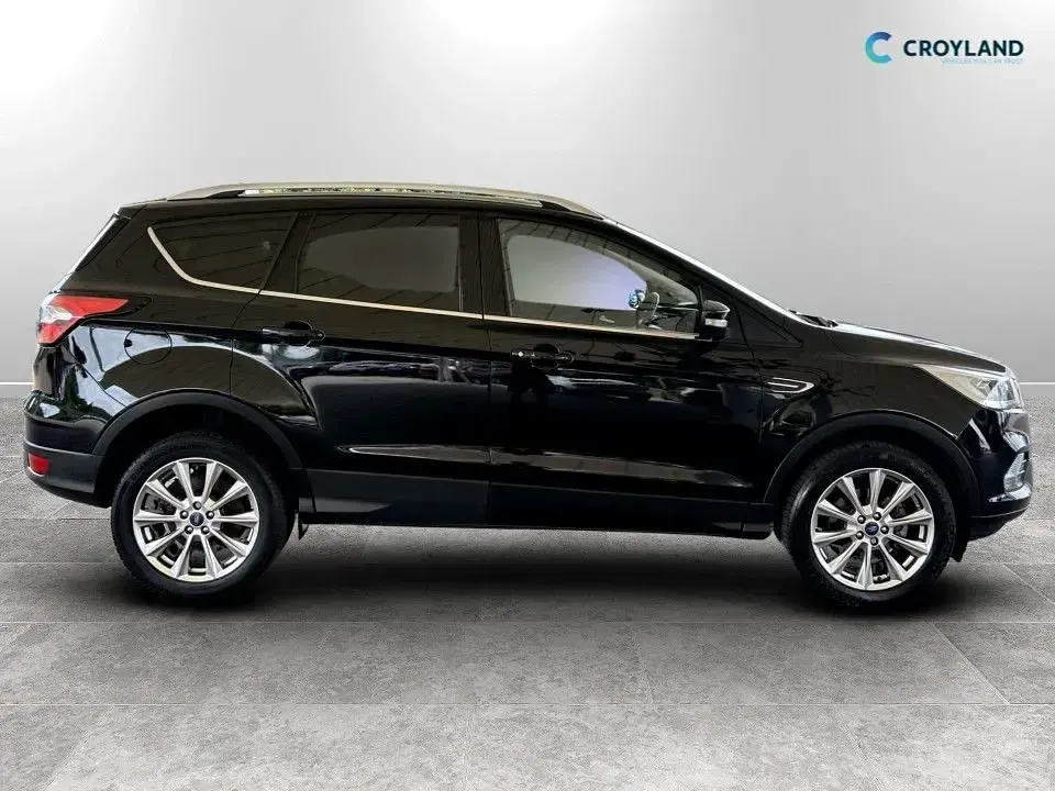 Used Ford Kuga Titanium 120 HP (88 kW) 2019 Black SUV