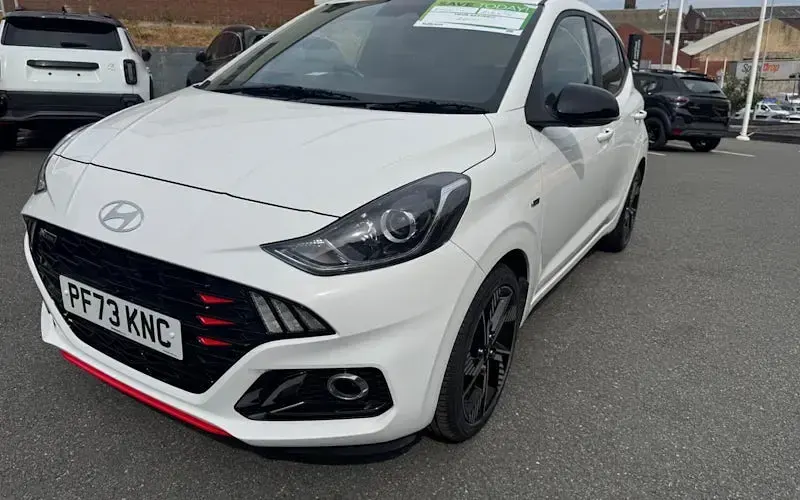 Used Hyundai i10 N Line 101 HP (74 kW) 2023 White Hatchback