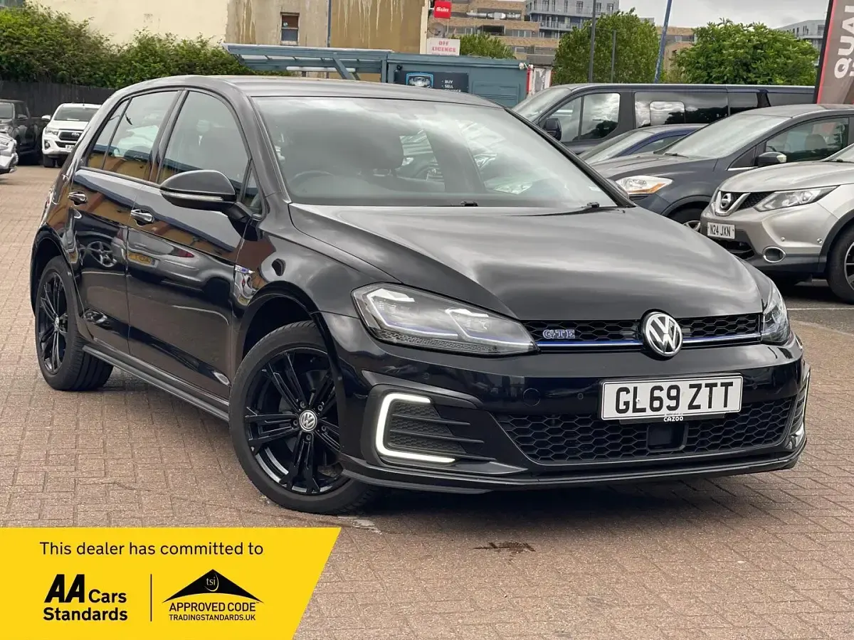 Used VW Golf VII GTE 204 HP (150 kW) 2020 Black Hatchback