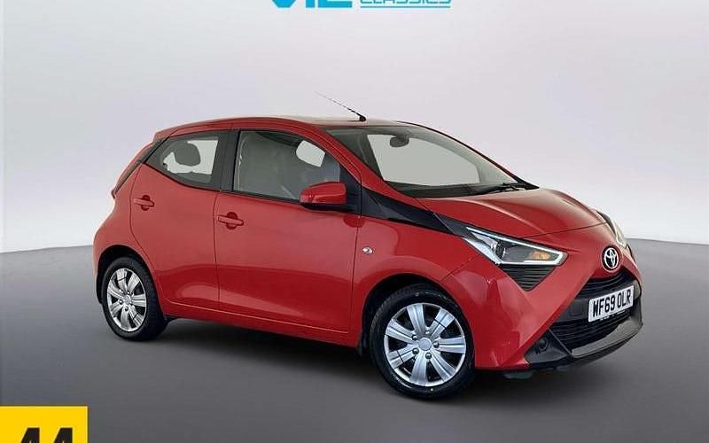 Gebraucht Toyota Aygo X-play 72 PS (52 kW) 2019 Kleinwagen