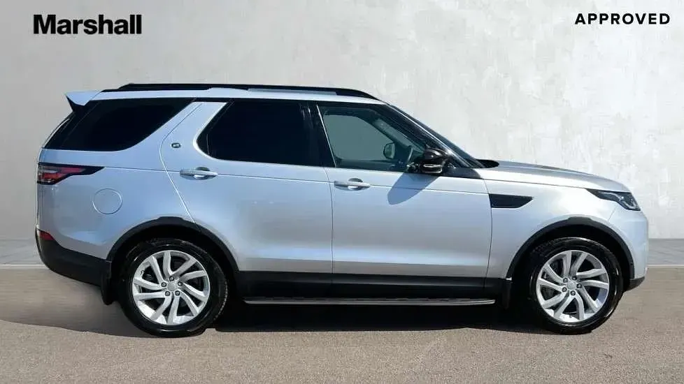Usado Land Rover Discovery 5 HSE 306 CV (225 kW) 2020 Plateado SUV