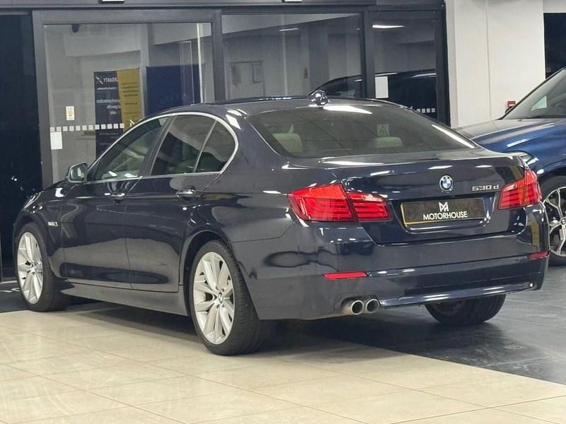 Used BMW 530 Sport Line 245 HP (180 kW) 2010 Blue Sedan