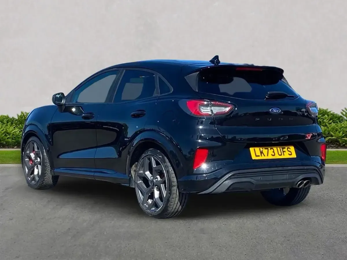 Usado Ford Puma ST 170 CV (125 kW) 2023 Negro SUV