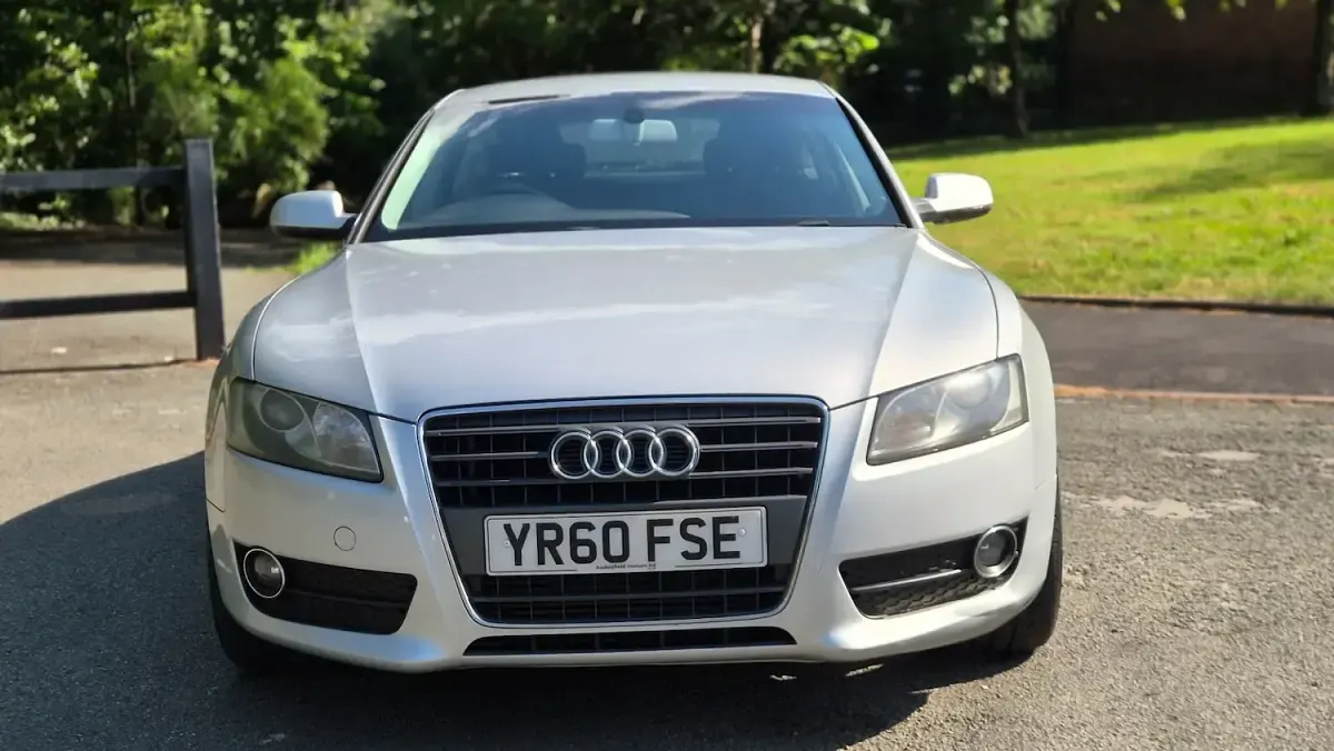 Used Audi A5 170 HP (125 kW) 2010 Silver Coupe