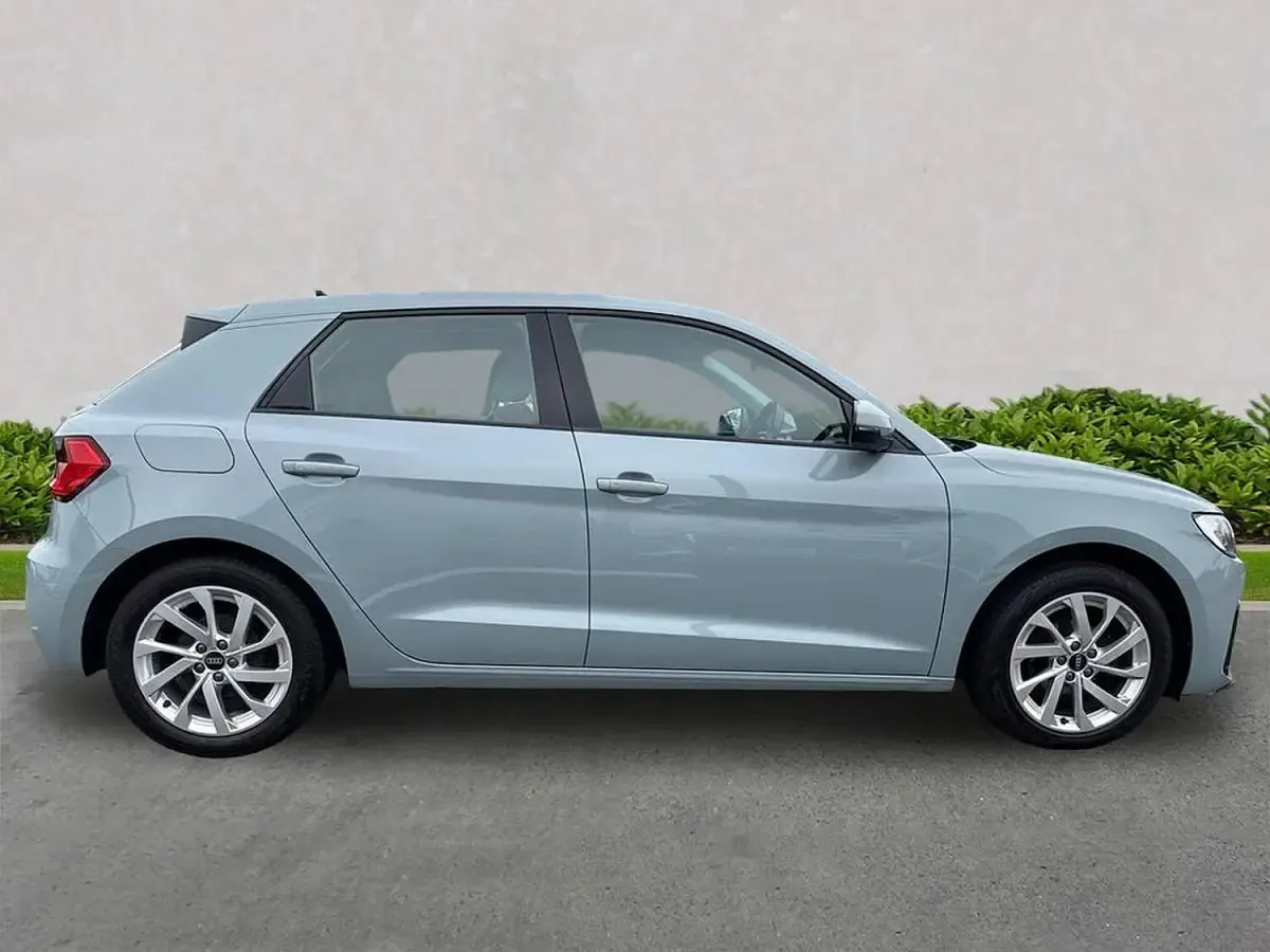 Used Audi A1 Sport 95 HP (69 kW) 2023 Grey SUV
