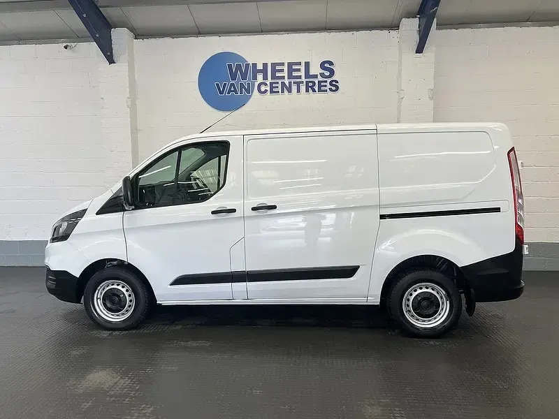 Used Ford Transit Custom S 105 HP (77 kW) 2021 White Van