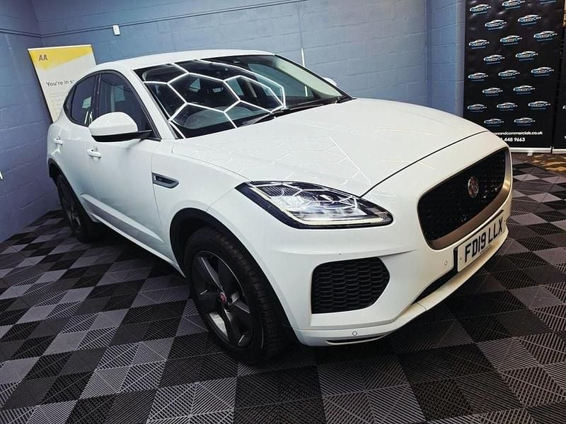 Usado Jaguar E-Pace R-Dynamic 180 HP (132 kW) 2019 Branco SUV