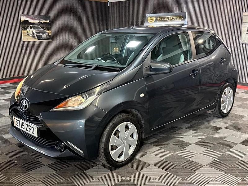 Used Toyota Aygo X-play 69 HP (50 kW) 2015 Grey Hatchback