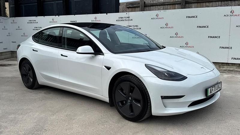 Usado Tesla Model 3 Long Range AWD 366 kW (498 HP) 2021 Branco Sedan