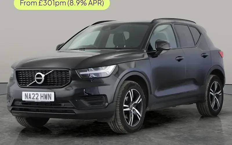 Used Volvo XC40 R-Design 163 HP (119 kW) 2021 SUV
