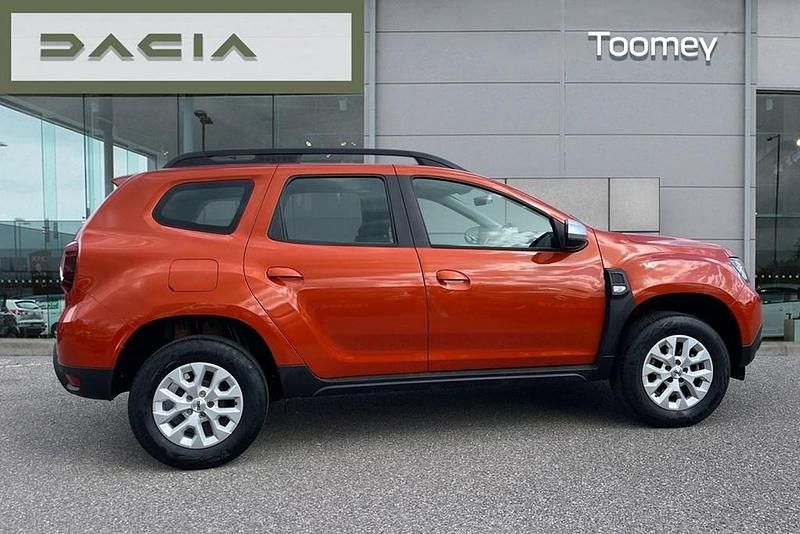 Second-hand Dacia Duster Expression 128 CP (94 kW) 2023 Portocaliu SUV