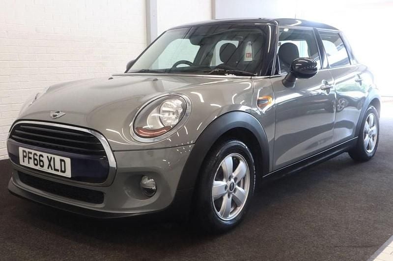 Grey Used 2016 Mini Cooper D Hatch Hatchback | £6,999 (Fair price) - Image 1/1