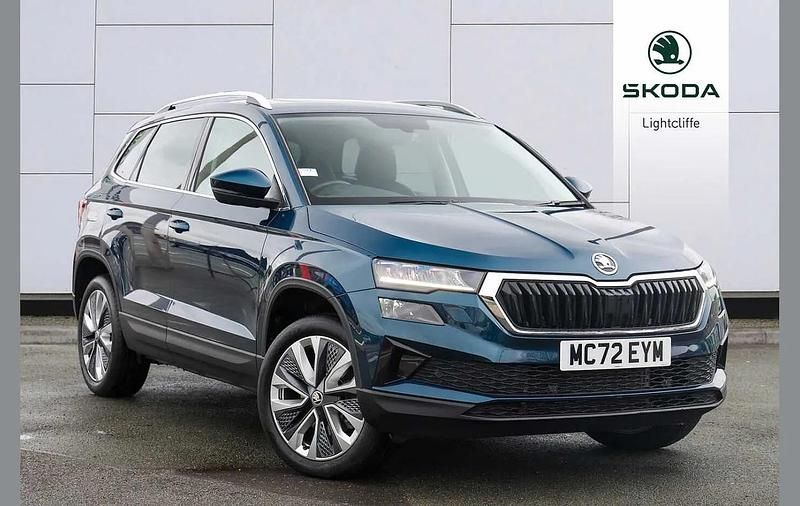 Used Skoda Karoq SE L 147 HP (108 kW) 2023 Petrol blue metallic SUV