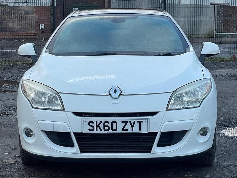 Used Renault Mégane Cabriolet Dynamique 2011 White Cabriolet
