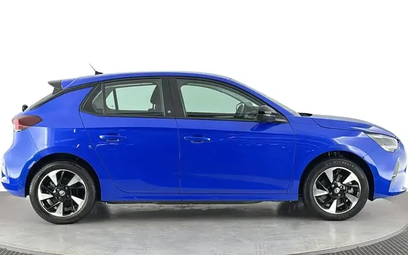 Used Vauxhall Corsa-e 100 kW (136 HP) 2022 Blue Hatchback