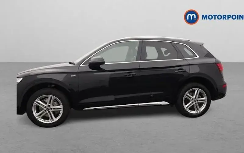 Used Audi Q5 S-Line 204 HP (150 kW) 2024 SUV