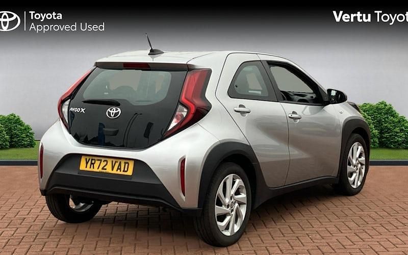 Used Toyota Aygo X PURE 72 HP (52 kW) 2025 SUV