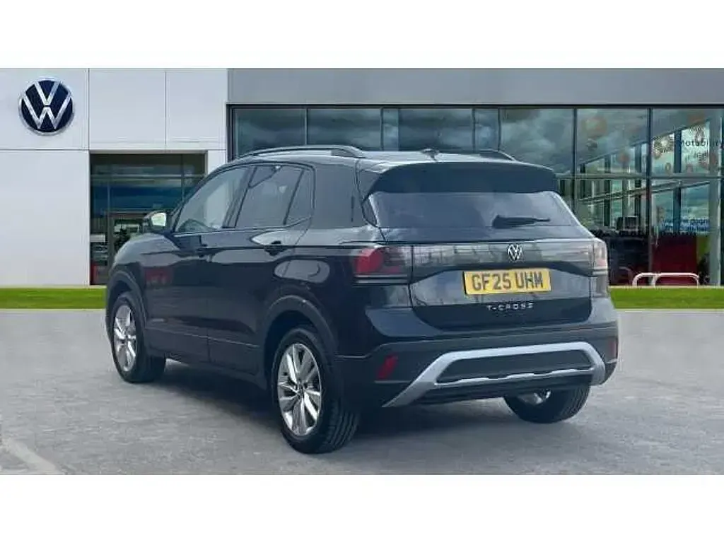 Second-hand VW T-Cross Match 115 CP (84 kW) 2025 Negru SUV