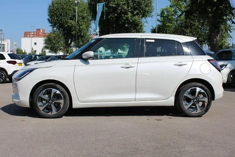 New Suzuki Swift 2026 White Hatchback