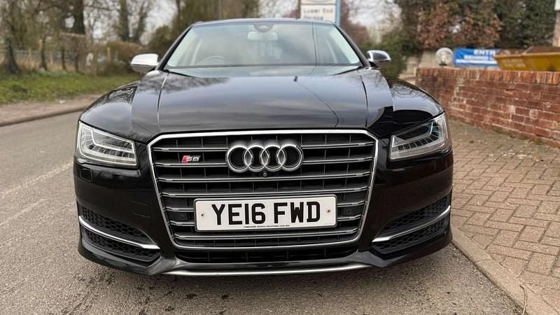 Used Audi S8 Basis 520 HP (382 kW) 2016 Black Sedan