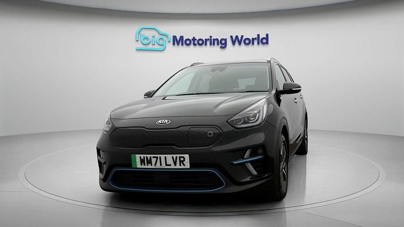 Used Kia e-Niro Plus 147 kW (201 HP) 2022 Black SUV