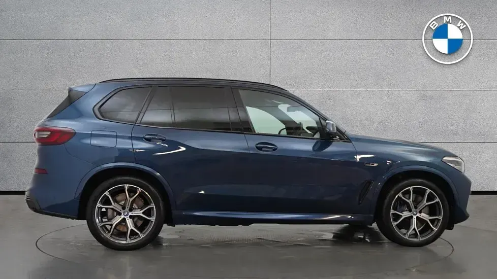 Used BMW X5 M Sport 389 HP (286 kW) 2022 Blue SUV