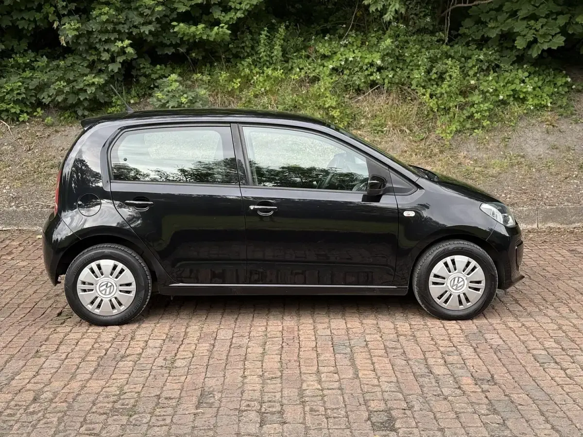Used VW up! move up! 60 HP (44 kW) 2013 Black Hatchback