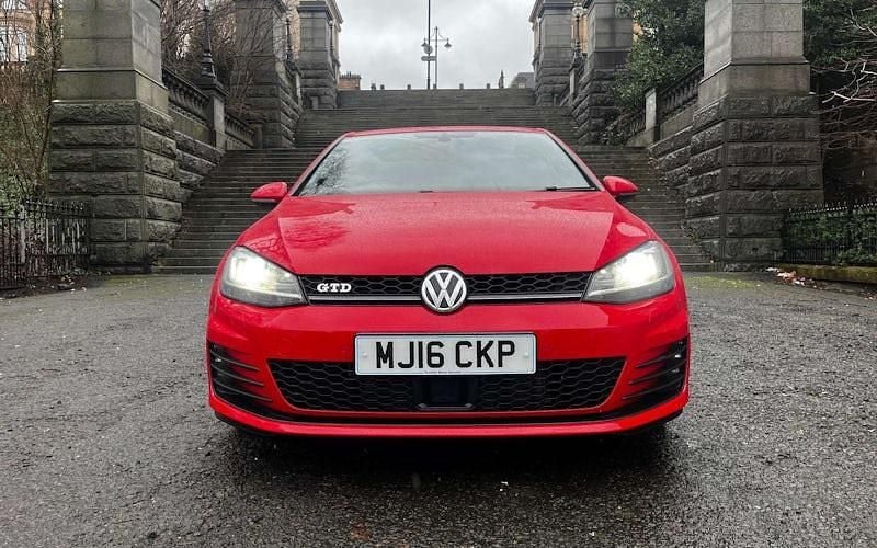 Używany VW Golf VII GTD 184 KM (135 kW) 2015 Czerwony Hatchback