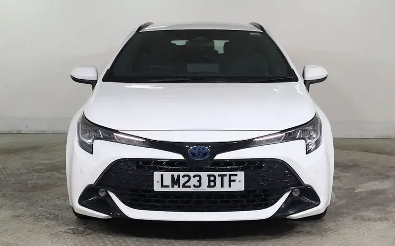 Used Toyota Corolla 140 HP (102 kW) 2026 Estate