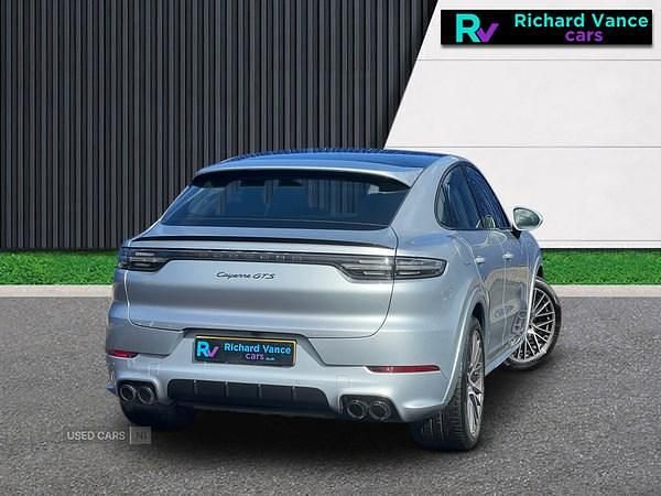 Usado Porsche Cayenne GTS 2022 Prateado SUV