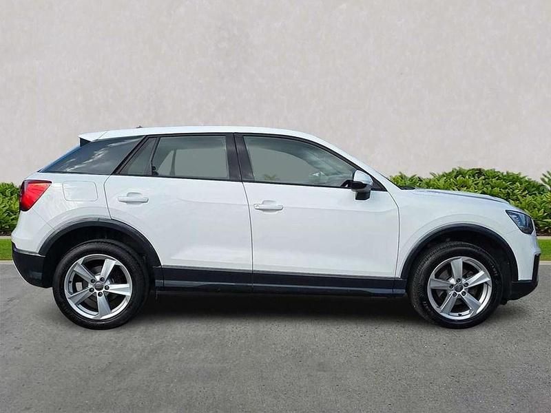 Używany Audi Q2 Sport 150 KM (110 kW) 2019 Biały SUV