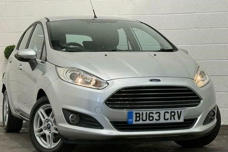 Used Ford Fiesta Zetec 2013 Silver Hatchback