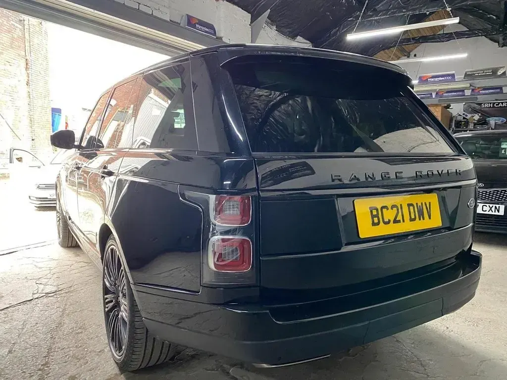 Used Land Rover Range Rover S 300 HP (220 kW) 2021 Black SUV