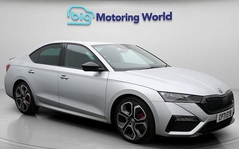 Used 2024 Skoda Octavia vRS Hatchback | £20,700 (Good price) - Image 1/4